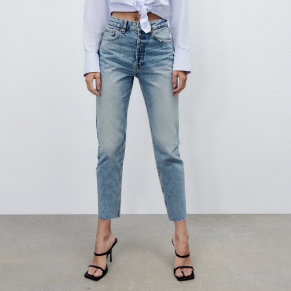 Zara Denim - Zara Blue Denim High-Waisted Straight Leg Jeans - Size 8